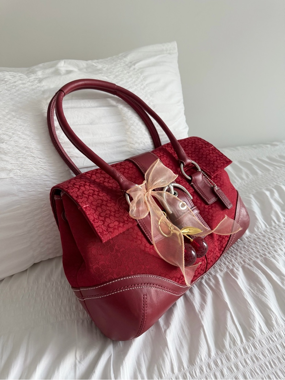 Vintage Coach Red Jacquard Canvas Soho Flap Tote - Picture 3 of 12